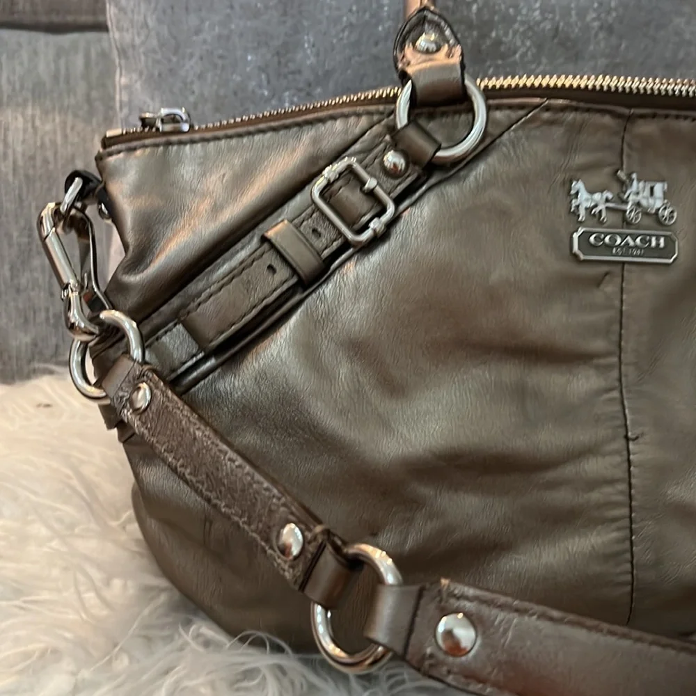 Coach Purse - Picture 3 of 13